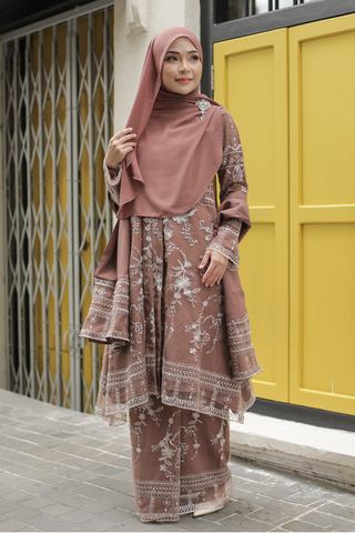 EMBUN KEBAYA Russet Brown