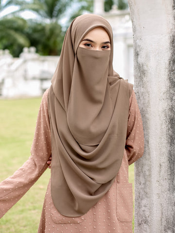 SQUARE - Kod 233