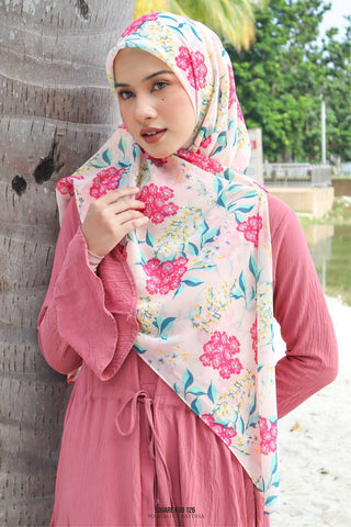 SQUARE - Kod 126
