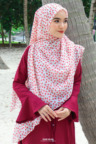 SQUARE - Kod 090